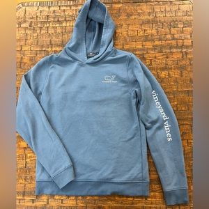 VINEYARD VINES BLUE PULLOVER HOODIE. GIRL’S SIZE 16, SOFT COTTON